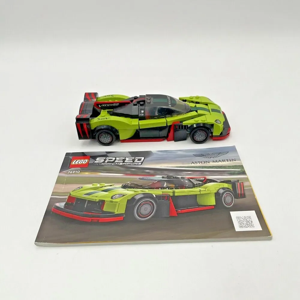 Lego Speed Champions Aston Martin Valkyrie - Set 76910 With Mini Fig And Manual